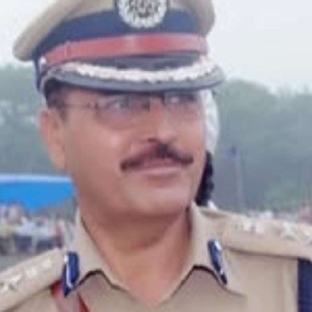 शिक्षक थे तो OBC, DSP बने तो ST:फर्जी जाति प्रमाण-पत्र  मामले में रिटायर IPS रघुवीर सिंह मीणा पर केस