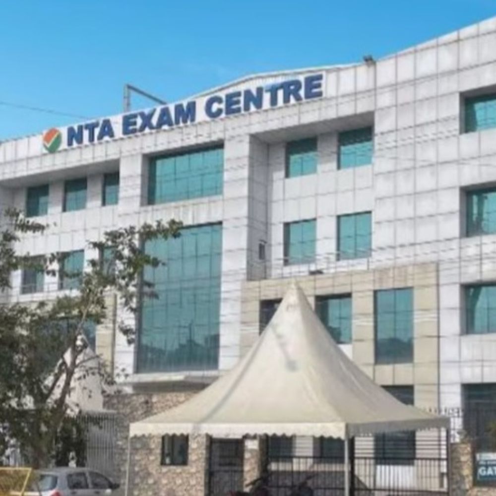 अब NTA ऑफिस की सुरक्षा CISF के हवाले:NEET पेपर लीक के बाद बदलाव, संवेदनशील क्षेत्रों में होगी कड़ी निगरानी
