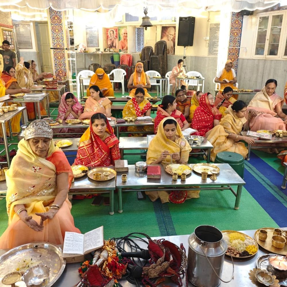 रामपुर में पर्यूषण पर्व आयोजित:नमन जैन बोले- आंतरिक विकार जीतो, क्रोध लोभ छोड़कर करो आत्मविजय हासिल