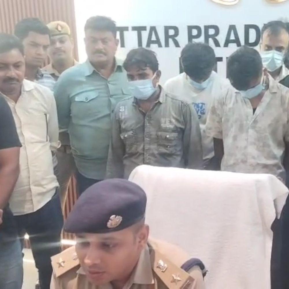 फतेहपुर में अंतरजनपदीय चोर गिरोह का खुलासा:किआ कार से घूमकर करते थे चोरी, 7 गिरफ्तार
