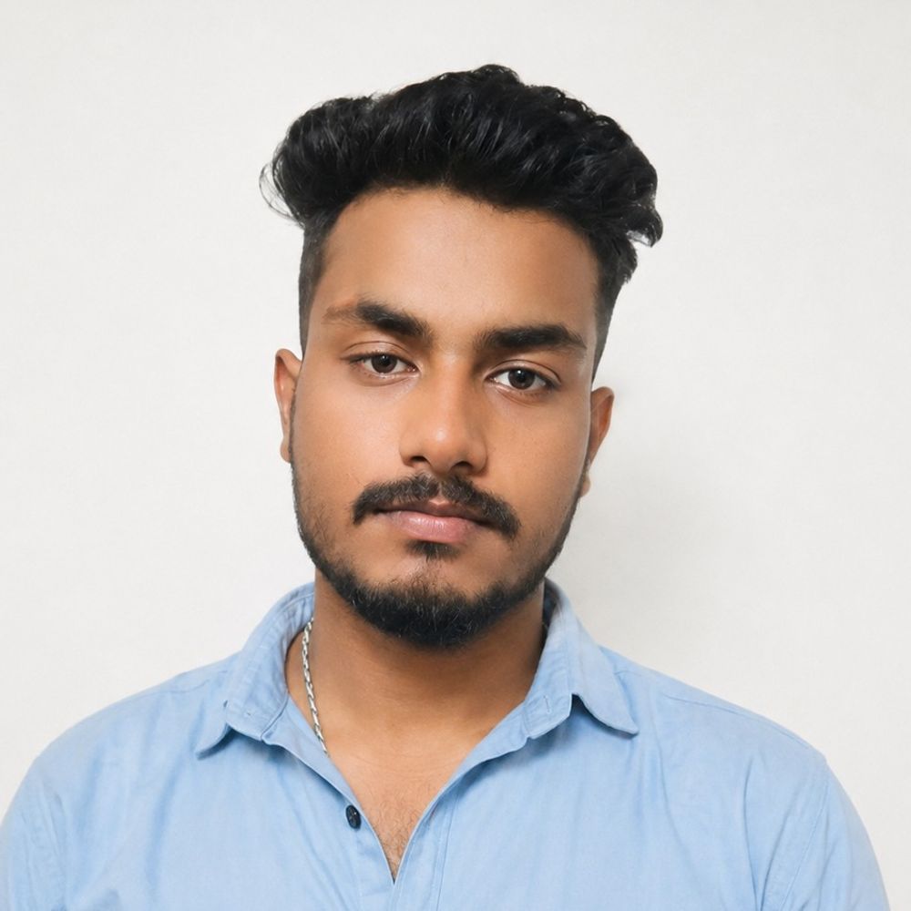 बस-स्कूटी की आमने-सामने टक्कर,12वीं के छात्र की मौत:सुपौल-किशनपुर मार्ग पर सुखमारपुर में हुआ हादसा, क्लिनिक में करता था काम