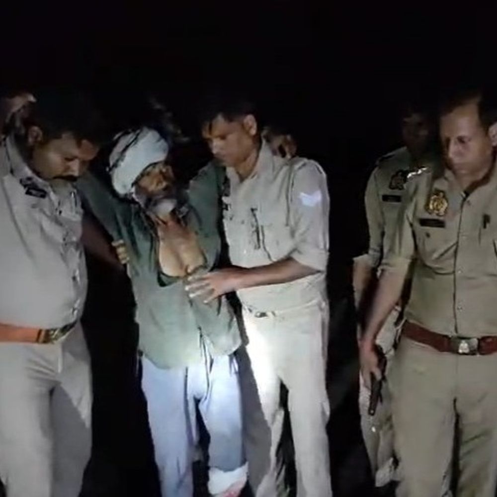 लखीमपुर में मासूम से दुष्कर्म का आरोपी एनकाउंटर में घायल:पुलिस की दौड़ाकर बाएं पैर में मारी गोली, परिजनों को फावड़ा लेकर दौड़ाया था