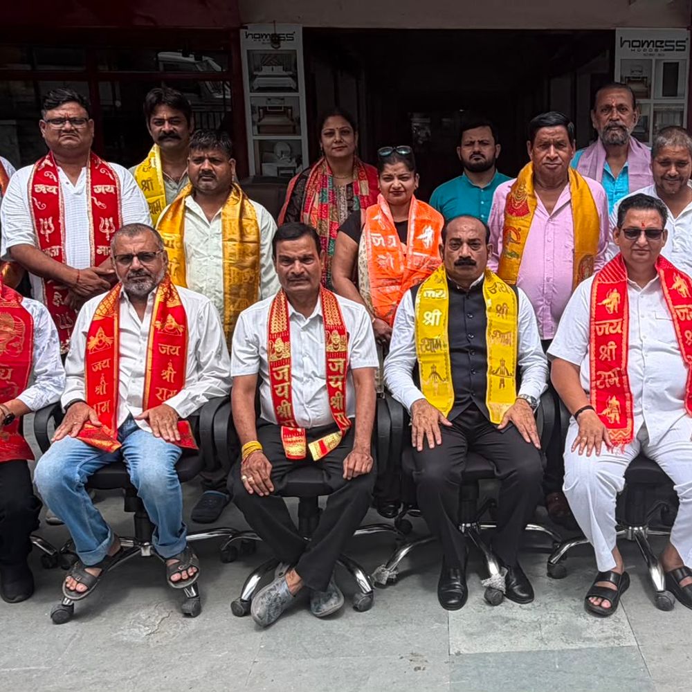 जनता मार्केट के व्यापारियों की बैठक में नई इकाई बनी:रमेश कुमार सिंह अध्यक्ष, अनुज वर्मा वरिष्ठ महामंत्री और सत्यनारायण तिवारी महामंत्री बने