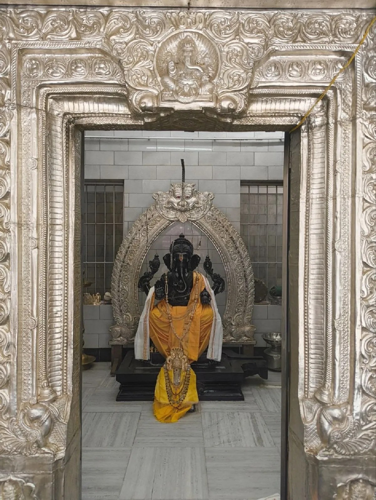 दाजीबानपेट के हुब्बल्ली के राजा के दरबार में उमड़ती है आस्था, हर मंगलवार विशेष अलंकार