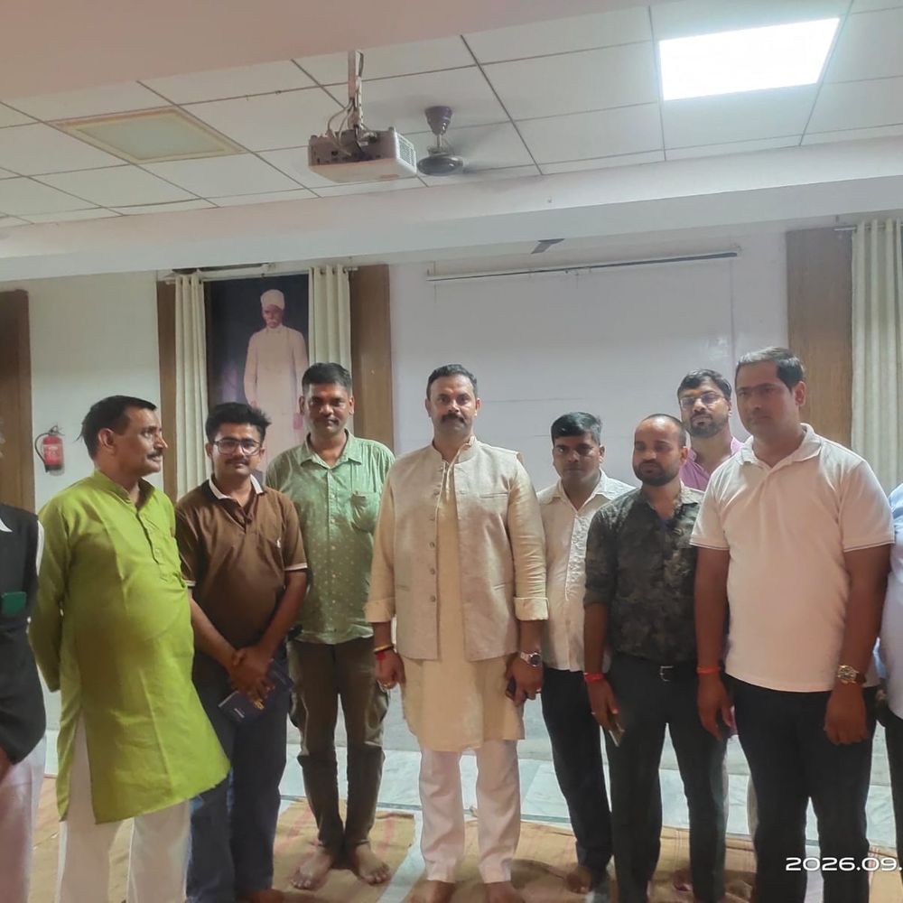 लखनऊ में RSS ने युवा व्यवसायी गोष्ठी:विभाग सह संपर्क प्रमुख बोले – युवा समाज में अपनी जिम्मेदारियों कों समझें