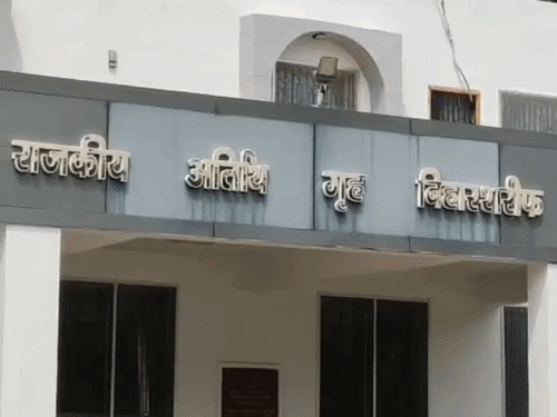 बिहारशरीफ में BJP ने की ‘सेवा संकल्प अभियान’ की घोषणा:देशभर में जलाए जाएंगे 25 करोड़ ‘आशीर्वाद के दीये’; गिनीज बुक में नाम दर्ज कराना लक्ष्य