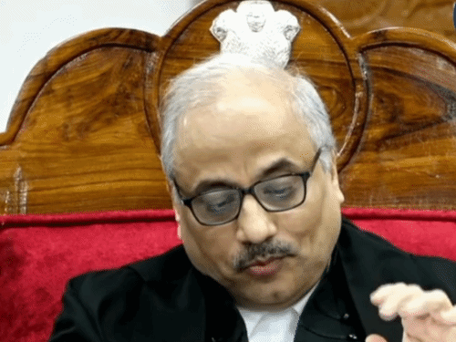 फेयरवेल में भावुक हुए चीफ-जस्टिस रमेश सिन्हा:कहा- बेंच और बार एक ही न्याय प्रणाली के अभिन्न अंग, 50,228 मामलों का निराकरण कर इतिहास रचा