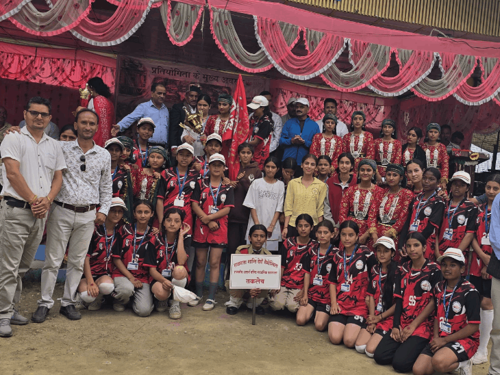 शिमला में खेल महाकुंभ का समापन:27 स्कूलों की 450 छात्राओं ने लिया हिस्सा; विजेता टीमों को बांटे पुरस्कार