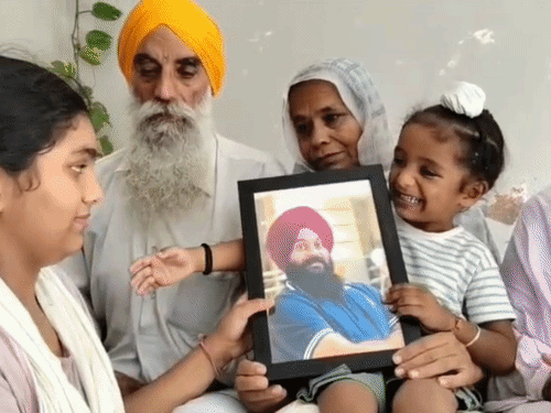 पठानकोट के अमृतधारी सिख को सऊदी में फांसी की सजा:बीमार बुजुर्ग की मदद के लिए ले जा रहा था दवा, पैकेट से निकली ड्रग्स, रो-रोकर मदद मांग रहा परिवार