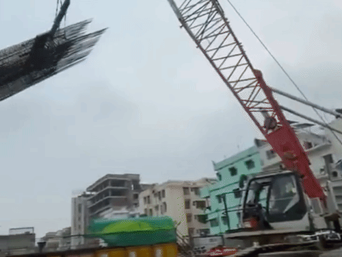 पटना- रुकनपुरा मेट्रो स्टेशन पर डी-वॉल का काम तेज:अंडरग्राउंड स्ट्रक्चर के लिए लगा रहे री-इन्फोर्समेंट स्टील केज, अंडरग्राउंड स्टेशन के लिए नींव बना रहे