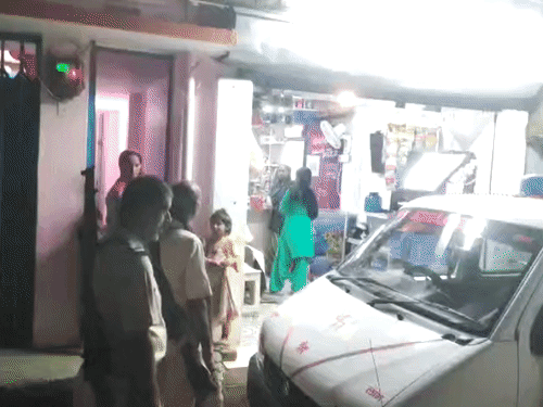 पटना- पत्नी से विवाद के बाद युवक ने किया सुसाइड:झगड़े के बाद खुद को कमरे में किया बंद, पुलिस ने दरवाजा खोलकर निकाला शव