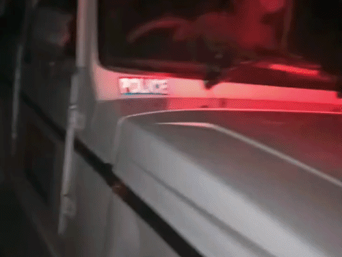बेगूसराय में समस्तीपुर की पुलिस टीम पर पथराव:महिला सिपाही से बदसलूकी, एक अपराधी को हमलावरों ने भगाया; बहन के ससुराल में छिपे दो वारंटी