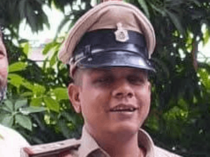 पटना में 4 पुलिस पदाधिकारियों का तबादला, नौबतपुर थानेदार सस्पेंड:विक्रम के थानेदार बने सोनू कुमार, पत्रकार नगर की जिम्मेदारी संभालेंगे सज्जाद गद्दी