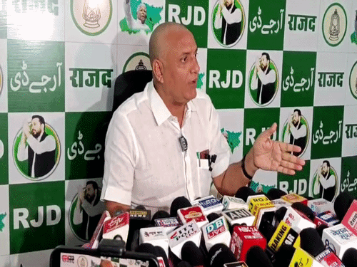 सुधाकर सिंह बोले- मुख्यमंत्री पर भी FIR होनी चाहिए:जमुई पीड़िता मामले पर घेरा, स्टूडेंट क्रेडिट कार्ड का पैसा, SIR पर सरकार को घेरा