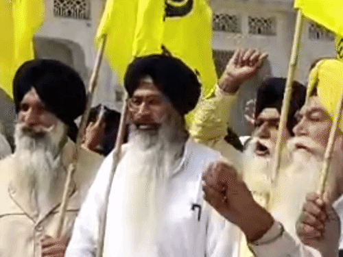 अमेरिकी प्रतिनिधिमंडल के सामने उठाया पन्नू का मुद्दा:शिअद अमृतसर ने सौंपा मांगपत्र, सिखों के अधिकारों-सुरक्षा व धार्मिक आजादी पर चर्चा