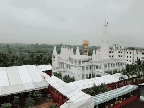 श्रीकृष्ण जन्माष्टमी… रायपुर के इस्कॉन टेंपल का करें वर्चुअल दर्शन:मुंबई-वृंदावन के पोशाक-आभूषणों से राधारानी का श्रृंगार; फूलों से महका मंदिर परिसर