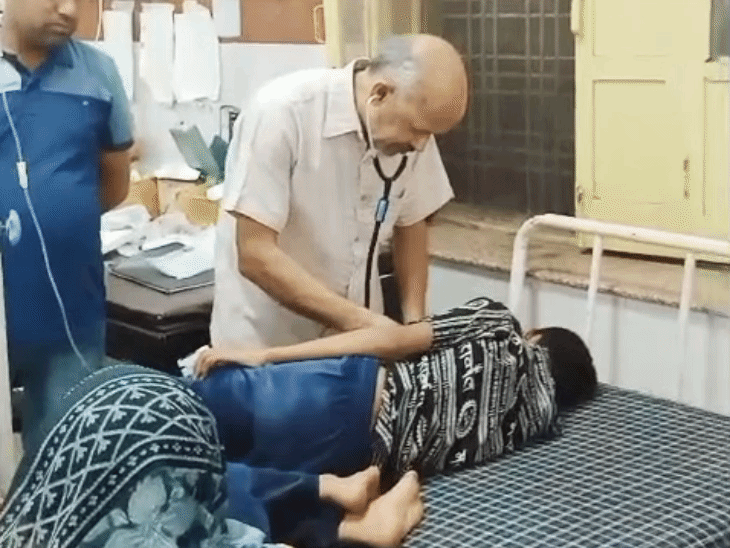 ड्राईफ्रूट समझकर जहरीला फल खा गए बच्चे, 2 ICU में:ग्वालियर में 10 की तबीयत बिगड़ी; भंडारे से लौटते समय खाया था रतनजोत