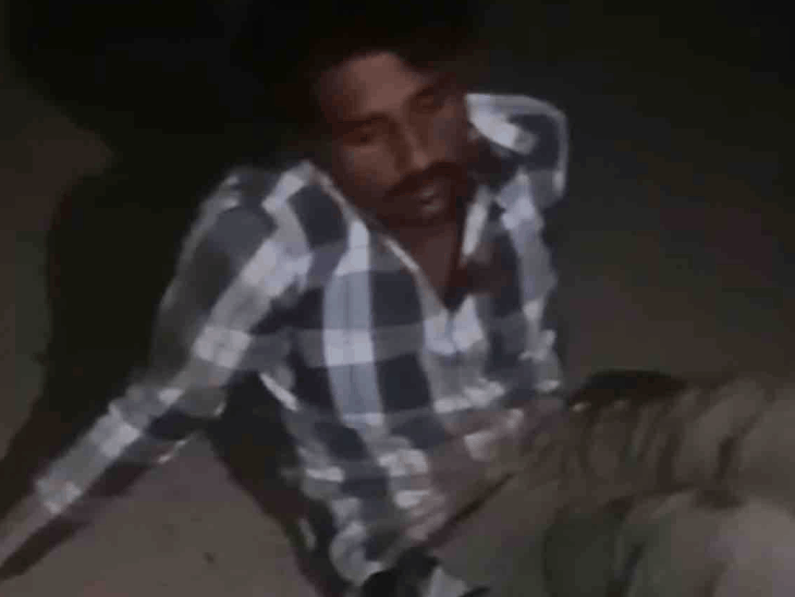 चोरी के शक में युवक की पीट-पीटकर हत्या:मौके पर ही तोड़ा दम, मामले की जांच में जुटी पुलिस