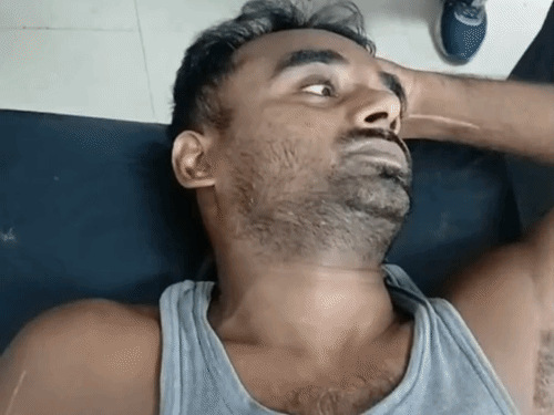 भोजपुर में कींचड़ पड़ने को लेकर गोलीबारी का आरोपी अरेस्ट:हत्या की नीयत से रेलवे कर्मचारी के बेटे को मारी थी गोली, अन्य आरोपियों की तलाश जारी