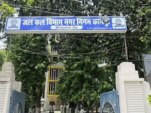 ट्रांसगंगा सिटी पुल के रास्ते में फंसी जलकल की कॉलोनी:शिफ्टिंग से सेतु निगम का इनकार, अब 16.50 करोड़ से जलकल करेगा निर्माण