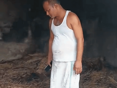 समस्तीपुर- तंबाकू की फसल में असमाजिक तत्वों ने लगाई आग:पीड़ित बोले- 25 लाख रुपए से अधिक का नुकसान, घटनास्थल पर पड़ा मिला लाइटर