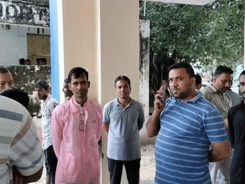 नालंदा- नाले में गिरकर डेढ़ साल की बच्ची की मौत:24 घंटे बाद 100 फीट दूर तालाब में मिली लाश, खेलने के दौरान गिरी थी