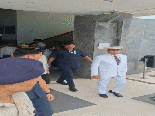 सिंहस्थ-2028 में 125 से ज्यादा ट्रेनें चलाएगा रेलवे:इंदौर पहुंचे चेयरमैन सतीश कुमार बोले- यात्रियों की सुरक्षा के लिए AI कैमरों से होगी निगरानी