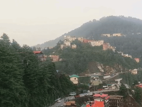 हिमाचल के दो जिलों में बारिश की चेतावनी:कल से कमजोर पड़ेगा मानसून; तापमान 3॰C तक बढ़ेगा, अब तक सामान्य से 9% कम बरसे बादल