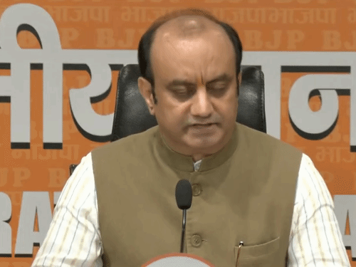 भाजपा बोली- महिला प्रतिनिधित्व पर कांग्रेस की कथनी-करनी अलग:4 राज्यों में सरकार लेकिन सिर्फ 3 महिला मंत्री, हिमाचल-कर्नाटक में महिलाओं को एक पद भी नहीं