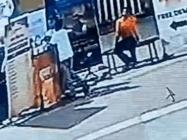 नलखेड़ा दर्शन करने आए युवक की अटैक से मौत:CCTV में कैद हुई घटना; 35 श्रद्धालुओं के समूह में  नासिक से आया था