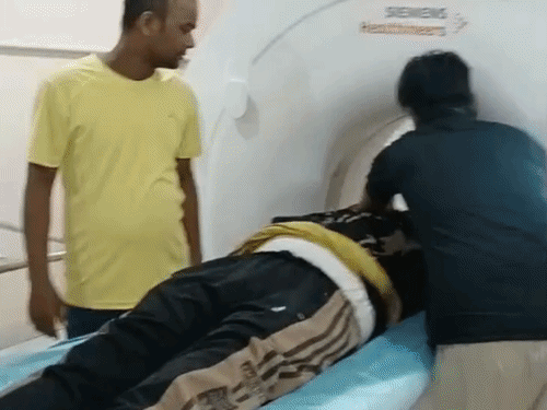 भोजपुर में पहले के विवाद में युवक को मारी गोली:प्राइवेट अस्पताल में इलाज जारी, लिवर और लंग्स डैमेज; घायल बोला- पीठ में बुलेट दाग आरोपी भागा