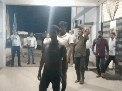 बिलासपुर में 23 संदिग्धों के दस्तावेजों की जांच:मुर्शिदाबाद के पते पर पुलिस को संदेह; सत्यापन तक 23 संदिग्ध रायपुर भेजे