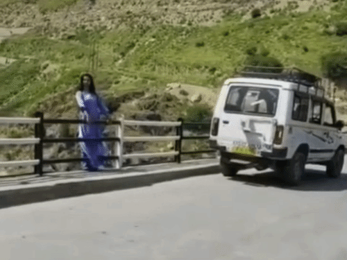बाय-बाय, पापा कहकर चिनाब नदी में छलांग लगाई:बेटी ने फोन पर कहा- दिल कह रहा है कि मुझे इसी रास्ते जाना चाहिए