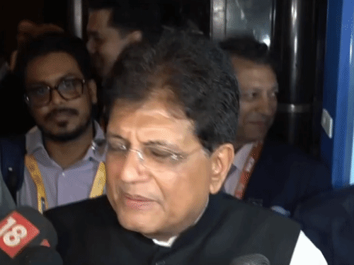 पीयूष गोयल बोले- GDP की आलोचना करने वाले बेरोजगार:लोगों को गुमराह कर रहे; पूर्व RBI गवर्नर रघुराम राजन ने सवाल उठाए थे