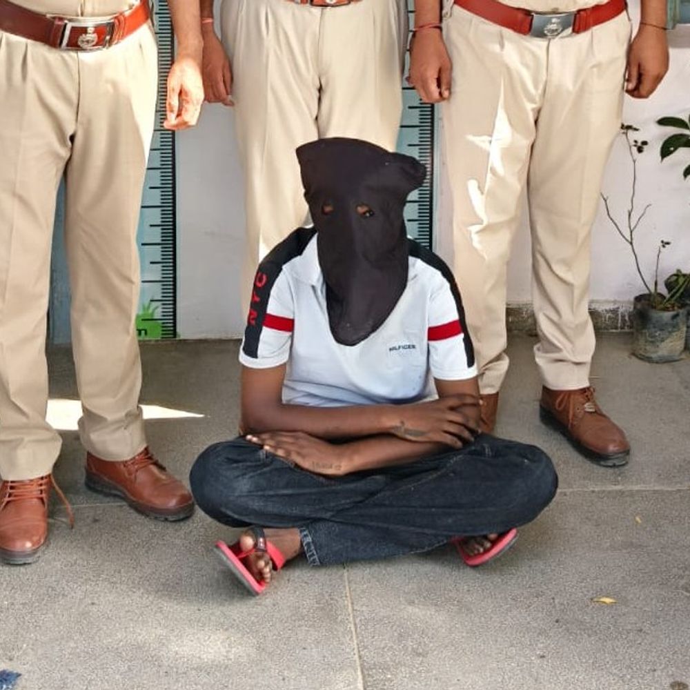 हिसार पुलिस ने अरेस्ट किया हिस्ट्रीशीटर:घर में घुसकर गैस सिलेंडर और ₹4 हजार चुराए, पहले से दर्ज हैं 10 केस