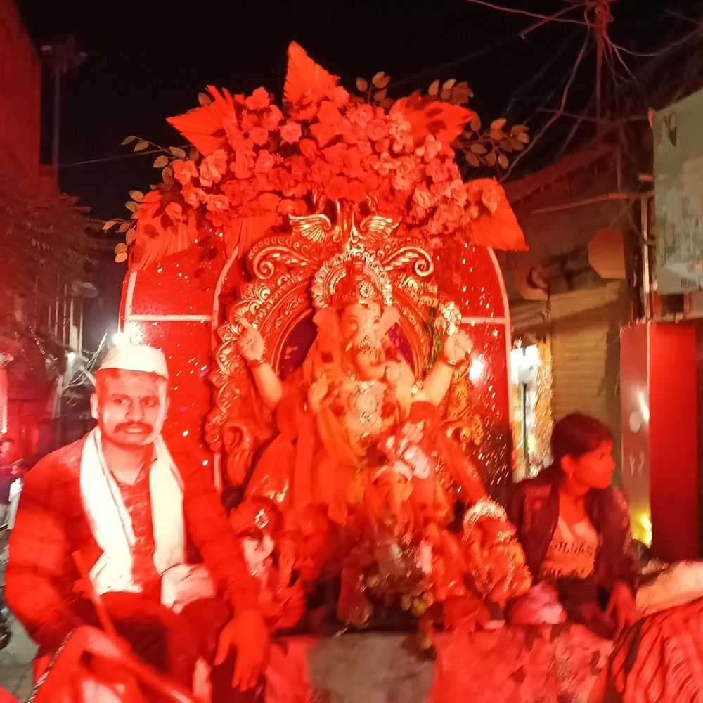 सोनारपट्टी में भगवान गणेश की प्रतिमा का विसर्जन:श्रद्धालु की भीड़ उमड़ी, सुरक्षा-व्यवस्था को लेकर तैनात रही पुलिस