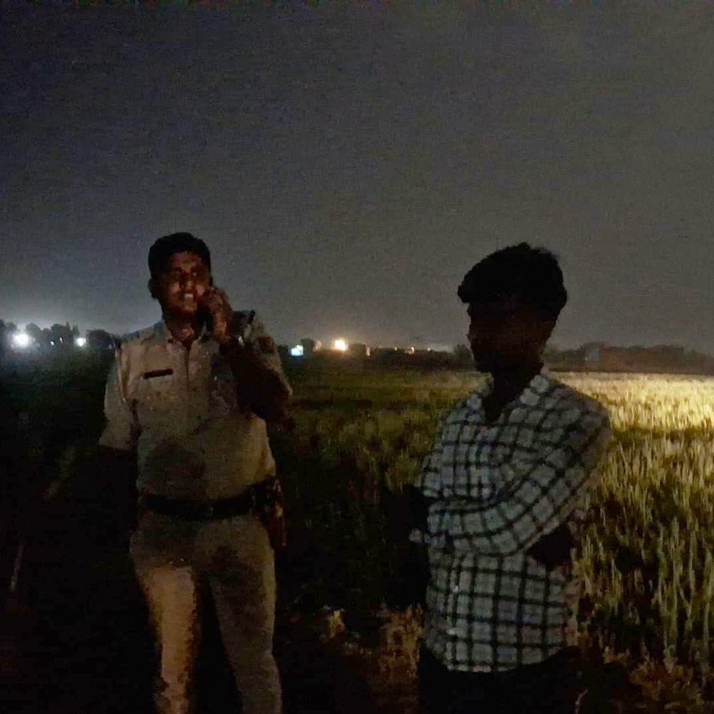 रास्ता पूछने के बहाने CSP संचालक को रोककर की लूट:बक्सर में हथियार दिखाकर डराया, 40 हजार रुपए और बैग छीनकर हुआ फरार