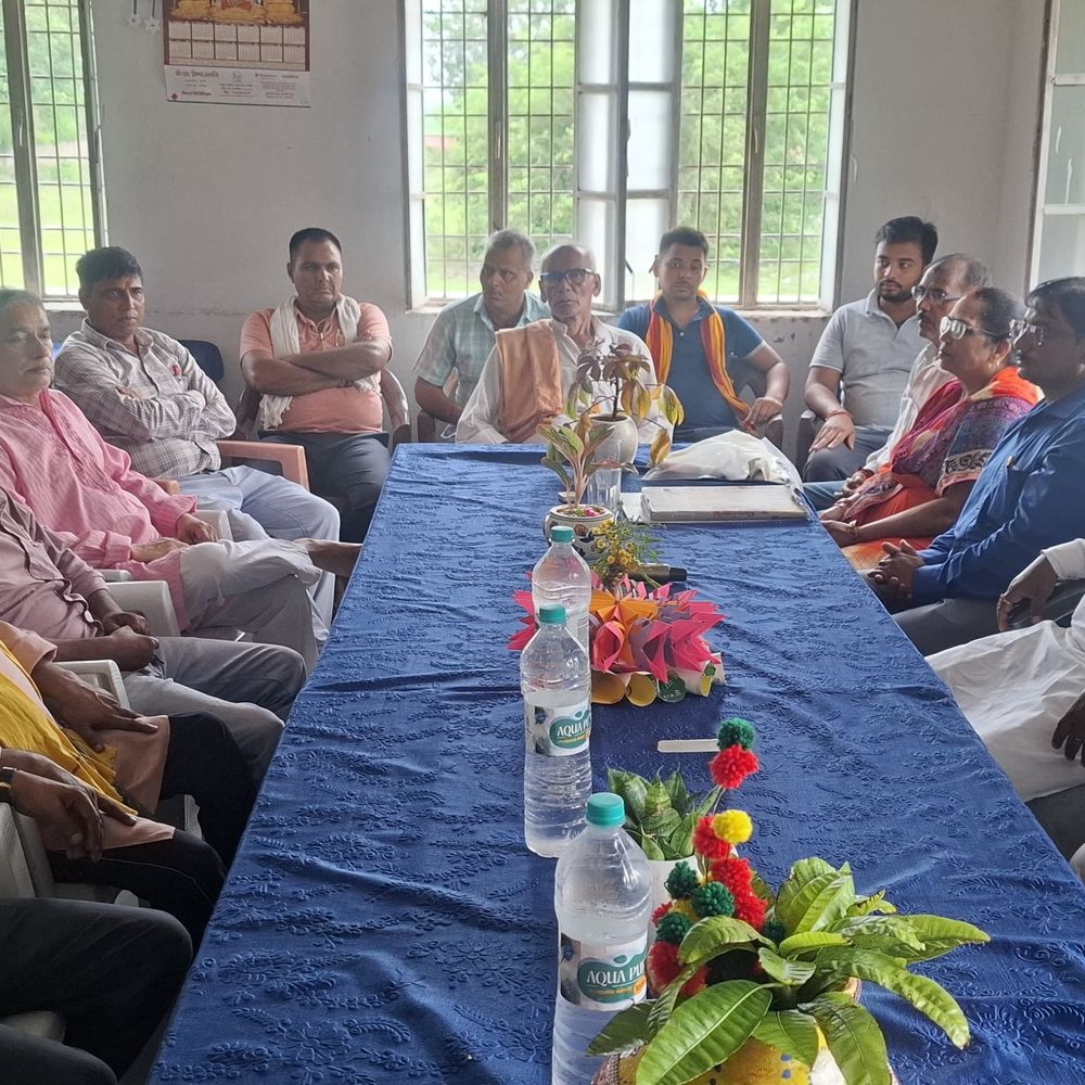 विधायक बबलू कुमार मंडल महसौड़ी स्कूल की बैठक में शामिल:शिक्षा व्यवस्था मजबूत करने को बताया प्राथमिकता, बाउंड्री वाल निर्माण में सहयोग का भरोसा