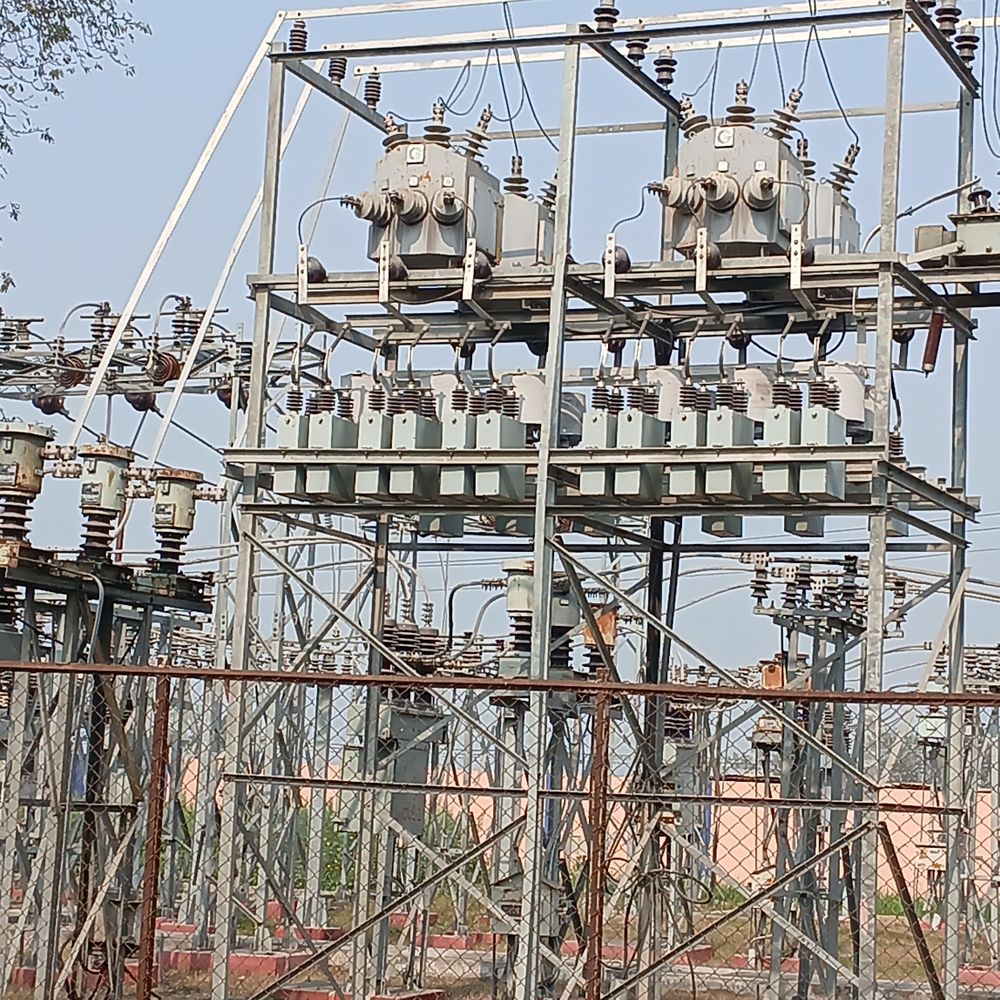 गोपालगंज में रविवार को सवा दो घंटे बिजली बंद रहेगी:33 केवी ब्रेकर मेंटेनेंस को लेकर टाउन-3 समेत चार फीडर रहेंगे बंद