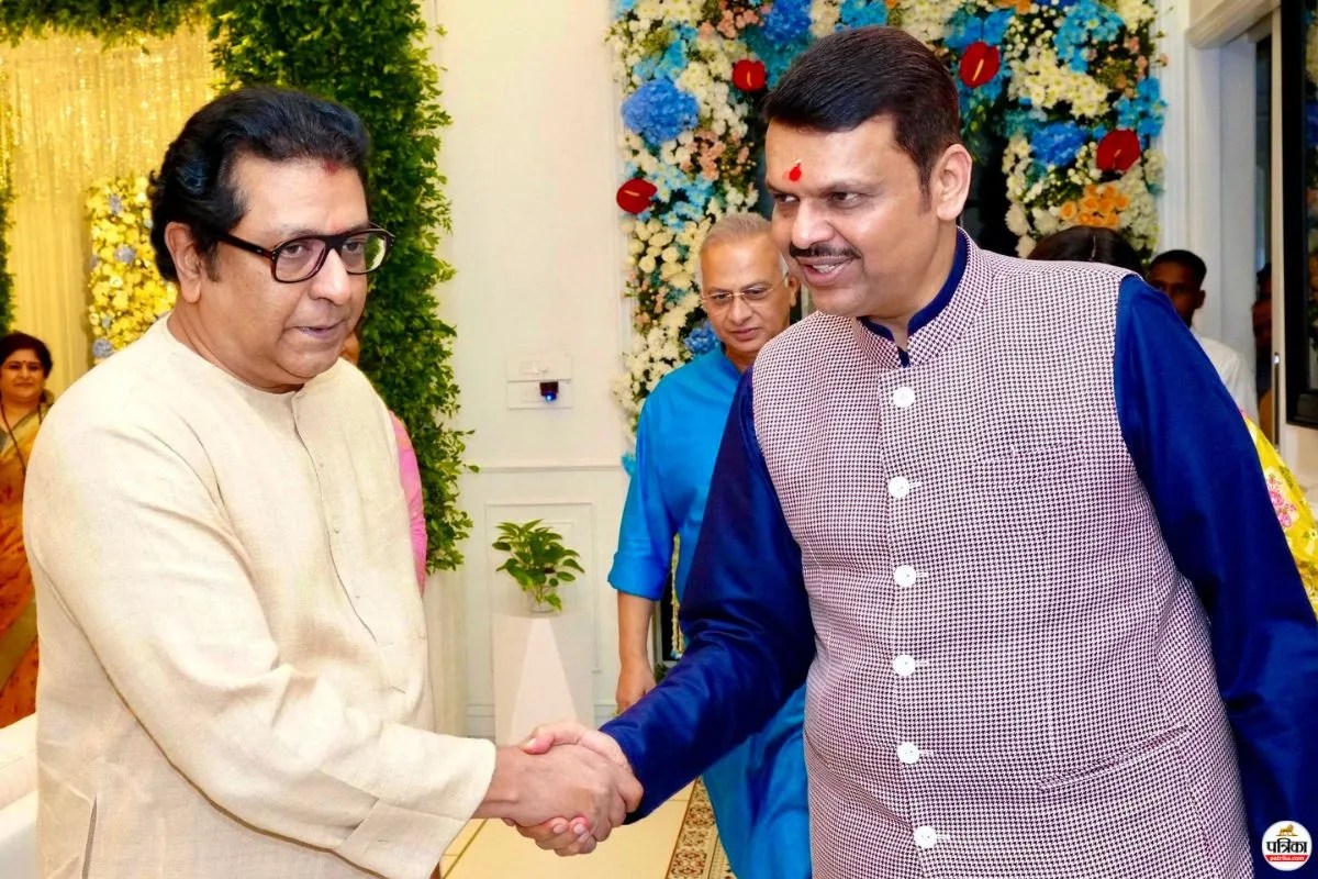 PM मोदी फोटो विवाद और अमित शाह पर तंज… राज ठाकरे के घर गणपति दर्शन करने नहीं गए फडणवीस-शिंदे; मिली नसीहत