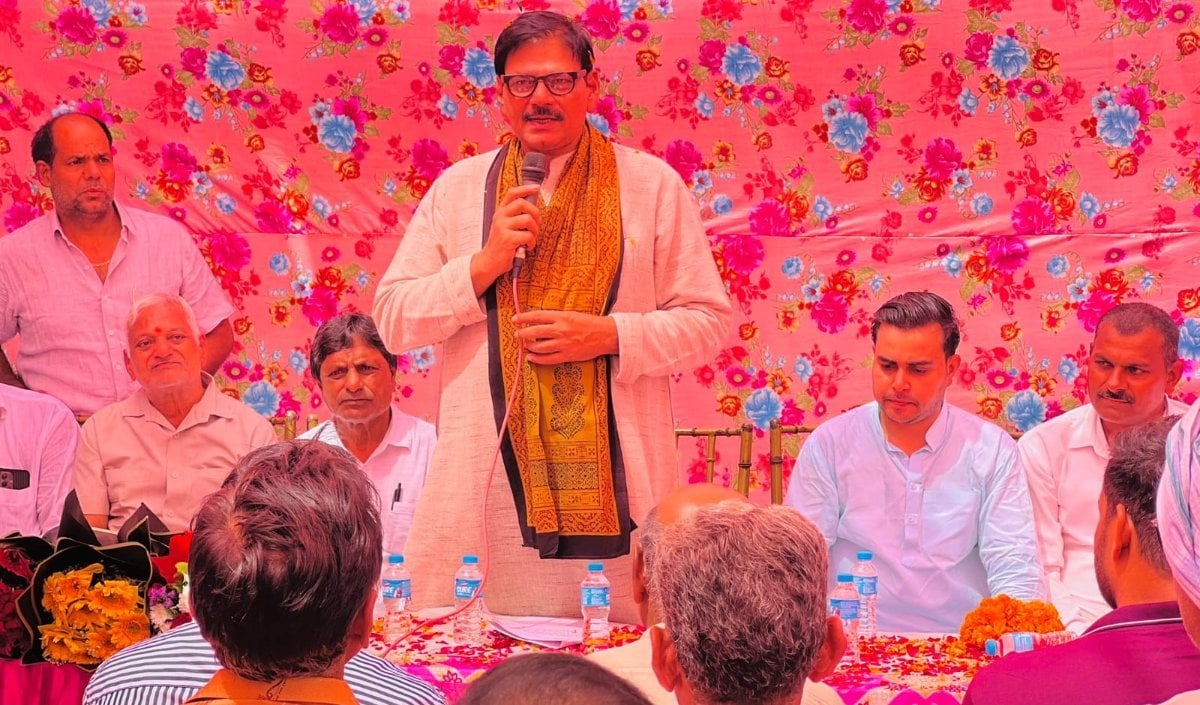 Dankaur में 83 लाख से बनेंगी 5 गलियां, Jewar MLA Dhirendra Singh ने किया शिलान्यास
