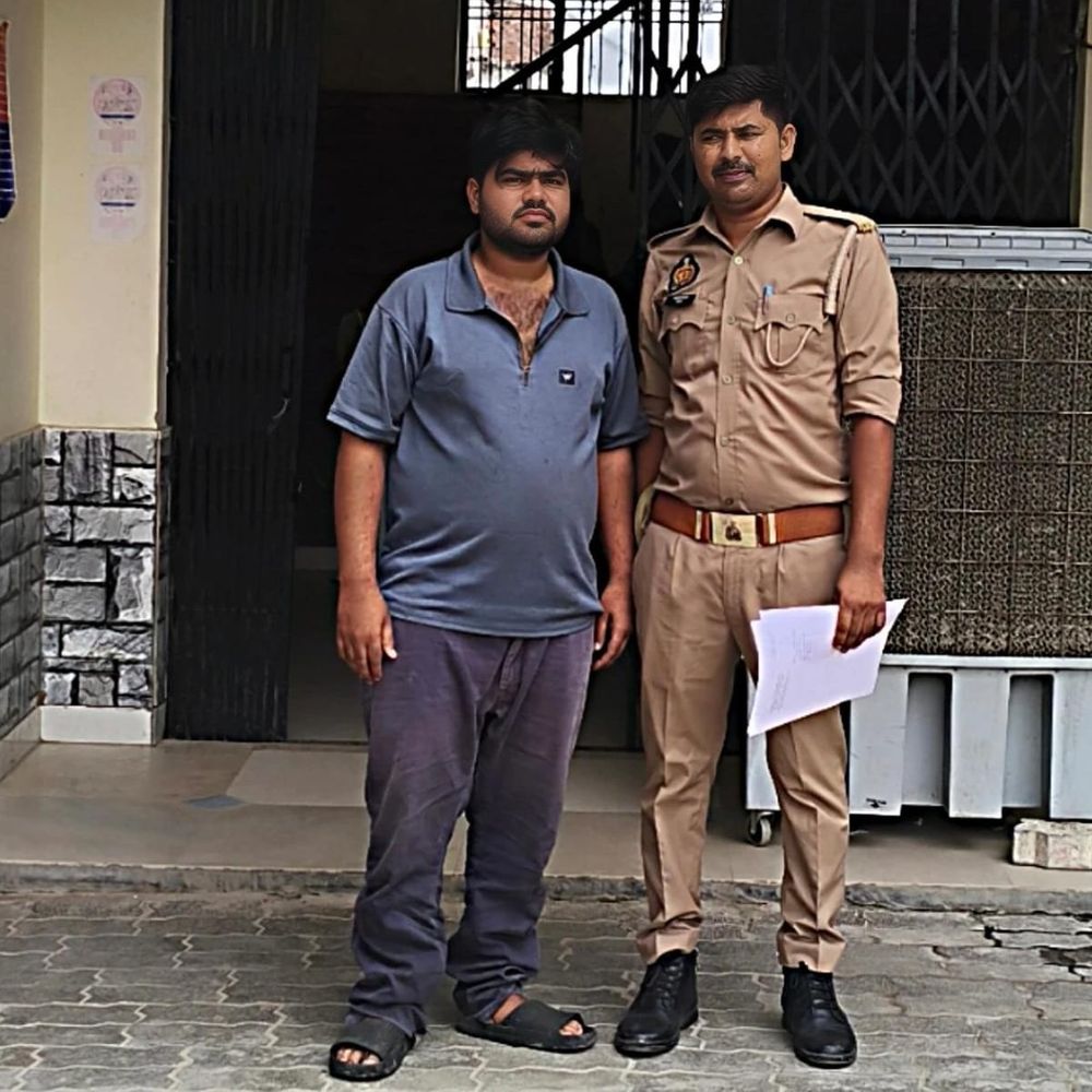 धर्म छिपाकर शादी का झांसा देकर युवती से बनाए संबंध:इंस्टाग्राम पर पहचान, 2 साल तक संपर्क में रहा; धमकी दी तो पारा पुलिस ने पकड़ा