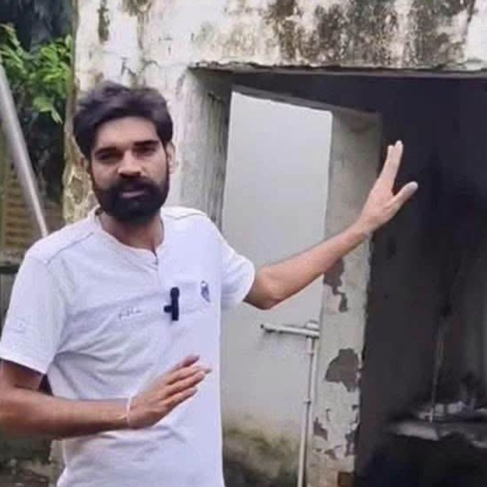 स्कूल का वीडियो बनाने पर रजत पर मुकदमा:ग्रामीणों ने कार्रवाई का विरोध किया, सपा ने भी की मुकदमा वापसी की मांग
