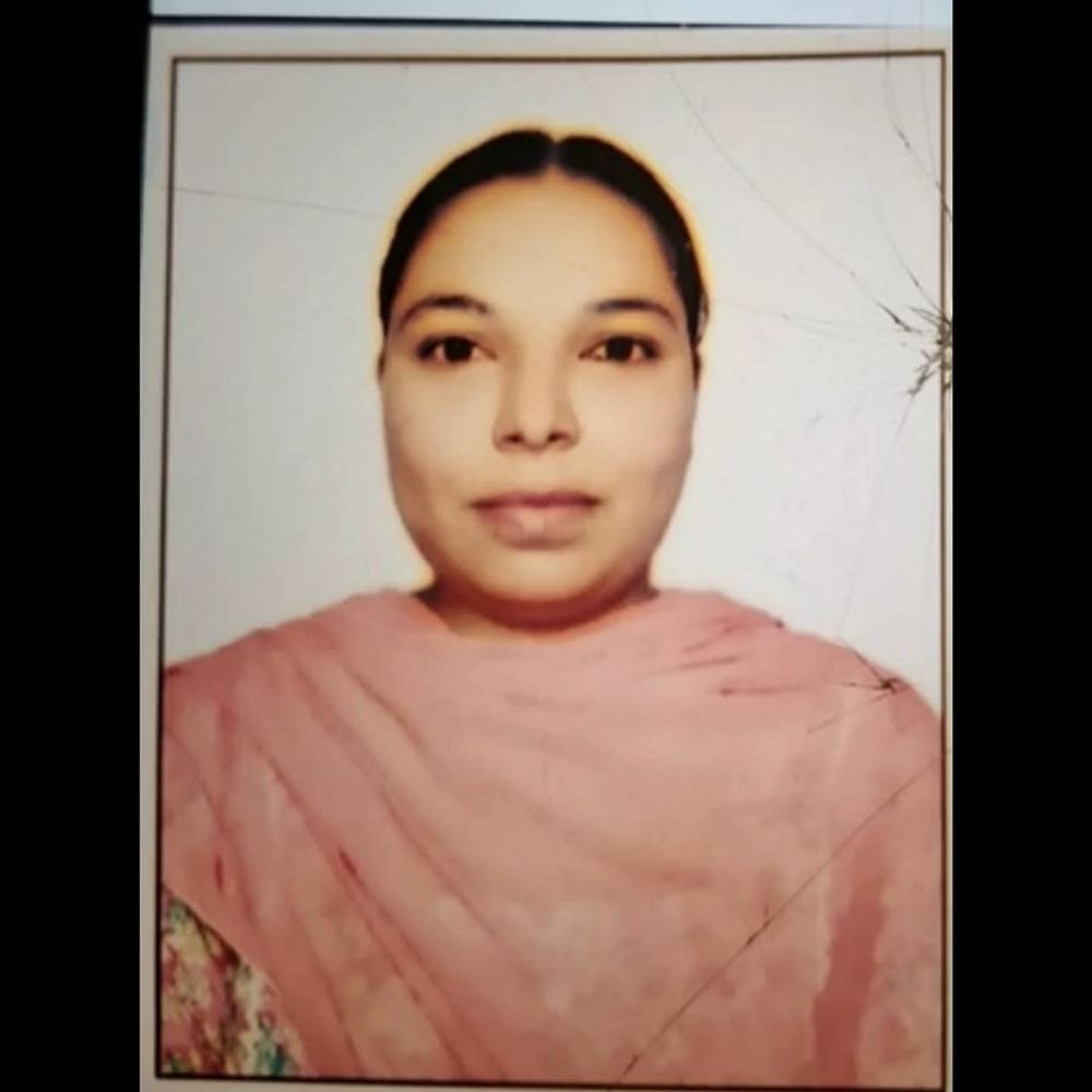 खन्ना में तेज रफ्तार कार ने गिद्दा कोच को रौंदा:यूथ फेस्टिवल की तैयारी में जुटीं थीं; हादसे में 2 घायल घायल; ड्राइवर गिरफ्तार