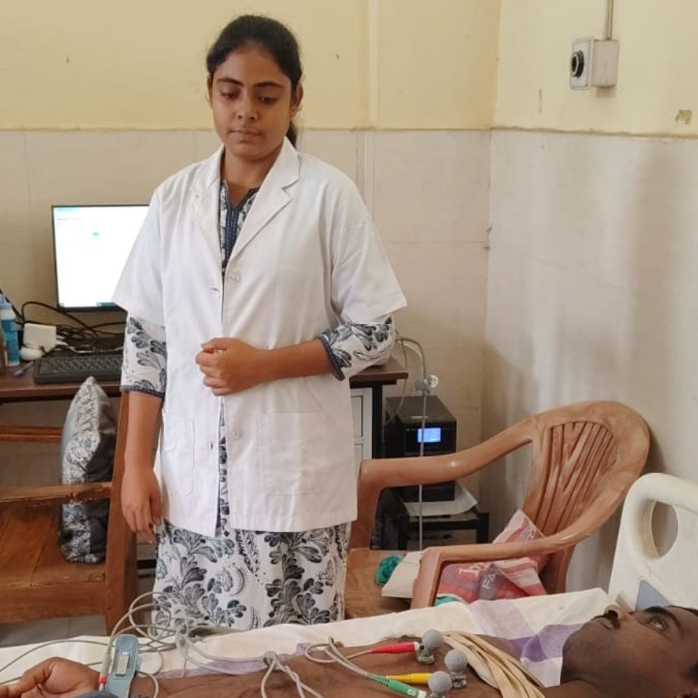 अररिया के सभी प्रखंड अस्पतालों में अब मुफ्त ECG जांच:सीने में दर्द-धड़कन की गड़बड़ी में मिलेगी सुविधा; छोटी जांच के लिए दूर नहीं जाना पड़ेगा