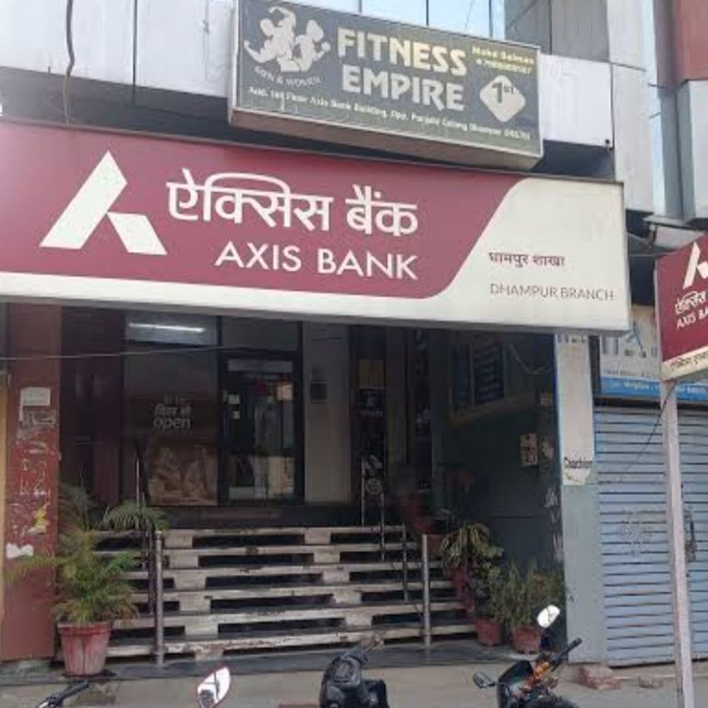 एक्सिस-बैंक करेंसी चेस्ट में 4.63 लाख के नकली नोट मिले:मेरठ में जांच के दौरान सामने आया मामला, पुलिस ने शुरू की जांच