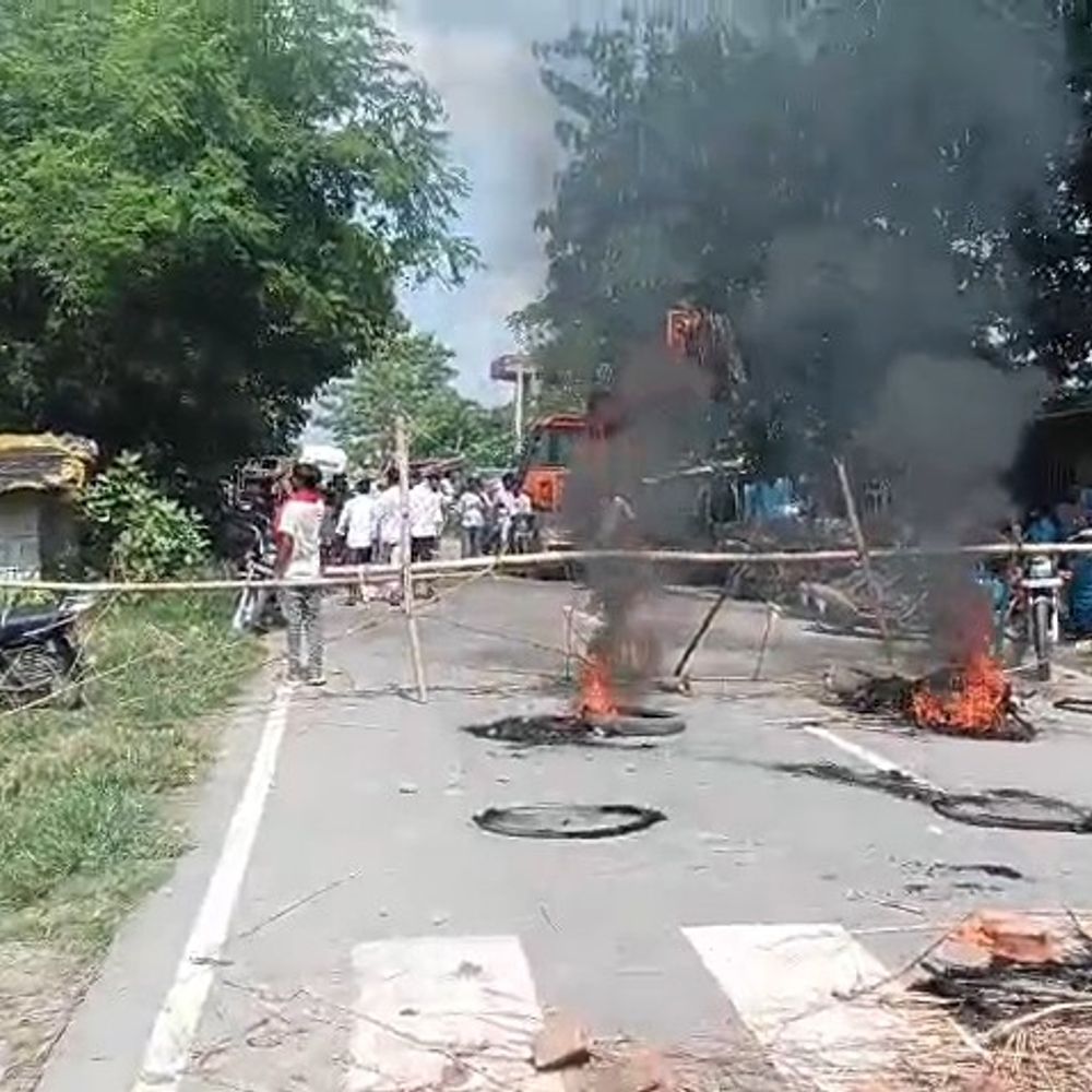 सीतामढ़ी में अज्ञात गाड़ी ने युवक को रौंदा, मौत:भाई के साले को छोड़ने निकला था, नाराज लोगों ने सड़क जाम किया