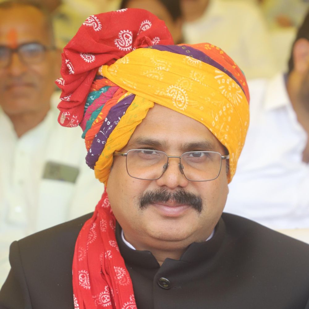विदिशा के पूर्व ADM डामोर का हार्ट अटैक से निधन:इसी महीने भोपाल तबादला हुआ था, नई जिम्मेदारी संभालने से पहले मौत