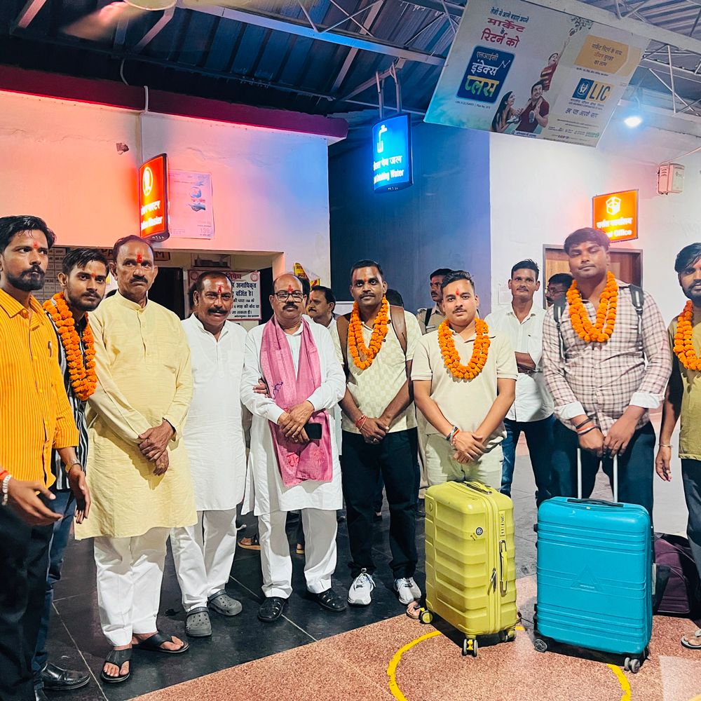भाजयुमो कार्यकर्ता सेवा संकल्प अभियान के लिए वाराणसी रवाना:वाराणसी से उपाध्याय नगर तक बाइक यात्रा में होंगे शामिल, अमित शाह दिखाएंगे हरी झंडी