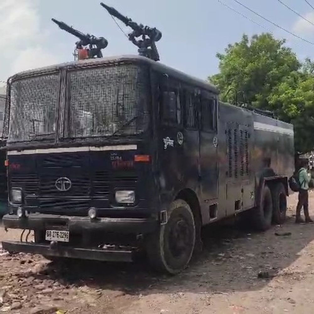 नवादा में तनाव के बाद धारा 163 लागू:4 कंपनी फोर्स तैनात, DM-SP सड़क पर; सभा-जुलूस निकालने पर होगी कार्रवाई